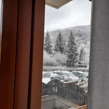 Διαμέρισμα Einaudi 9 *