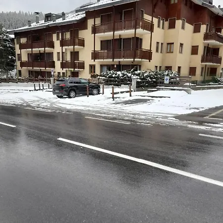 Einaudi 9 Lägenhet Bardonecchia